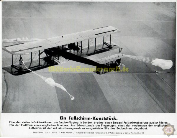 Ein Fallschirm-Kunststück, Pressefoto, Aktueller Bilderdienst, J.J.Weber