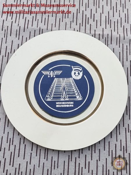 runde Messingtafel, Weichenwerk Brandenburg, Deutsche Reichsbahn, DDR, Andenken