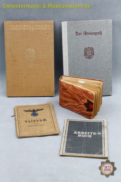 Soldbuch, Fotoalbum, Ahnenpaß, Familienstammbuch aus Roßwein / Sachsen