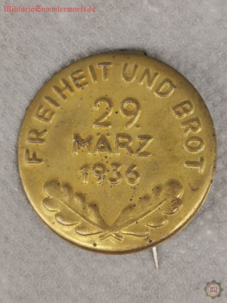 Freiheit und Brot, 29. März 1936, Blechplakette