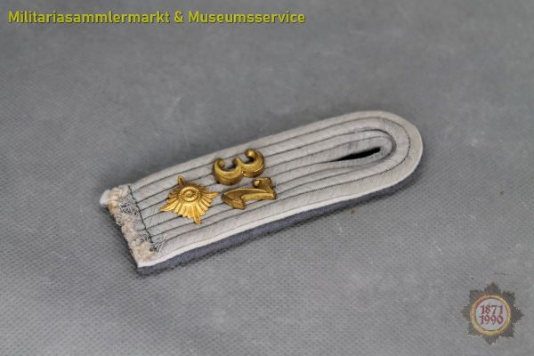 Schulterstück, Wehrmacht, Oberleutnant, Infanterie, Reserve, Regiment 37, Schulterklappe