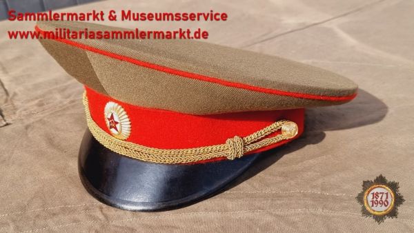 sowjetsche Armee, Schirmmütze, Offizier, Landtreitkräfte, original vor 1990, Kokarde russische Armee