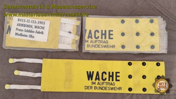 gelbe Armbinde mit Druckverschluss, WACHE im Auftrag der Bundeswehr, 8/66